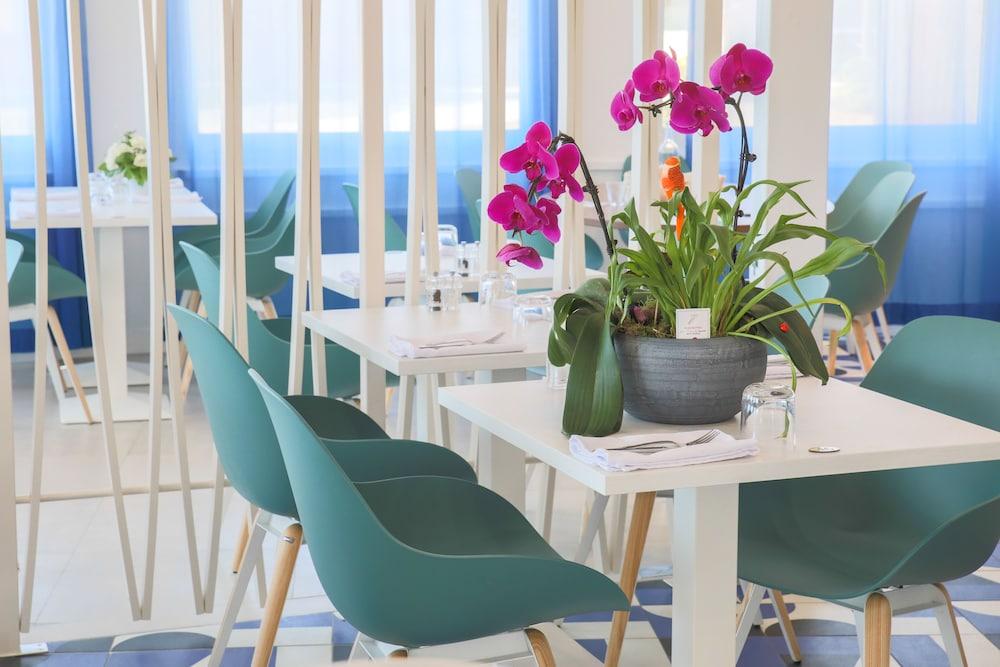 Ibis La Ciotat 호텔 외부 사진